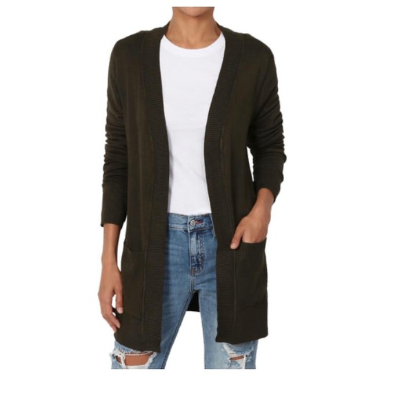 Just Beginning Boutique Cardigan - Picture 2 of 4